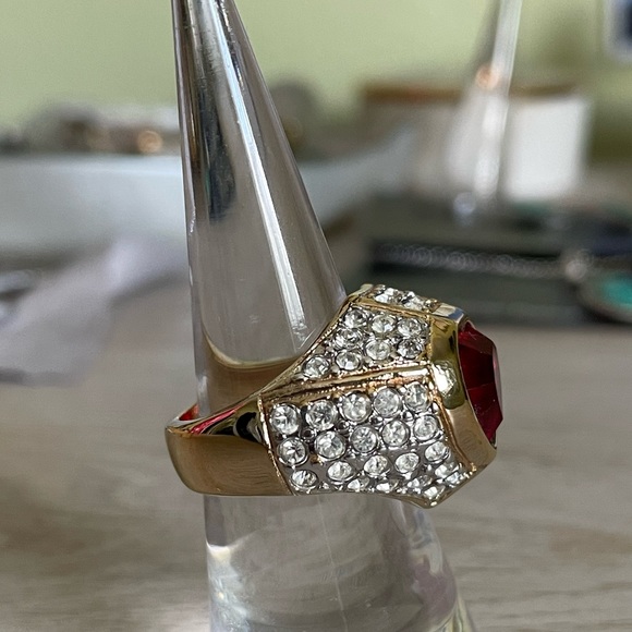 • Gold Plated Heart Ring • - Picture 7 of 14